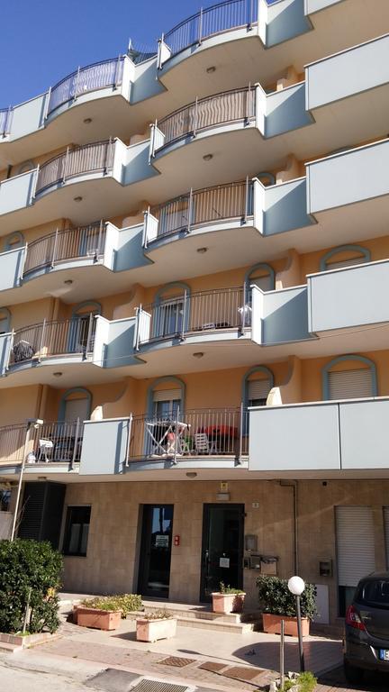 Residence Frontemare Rimini Rum bild